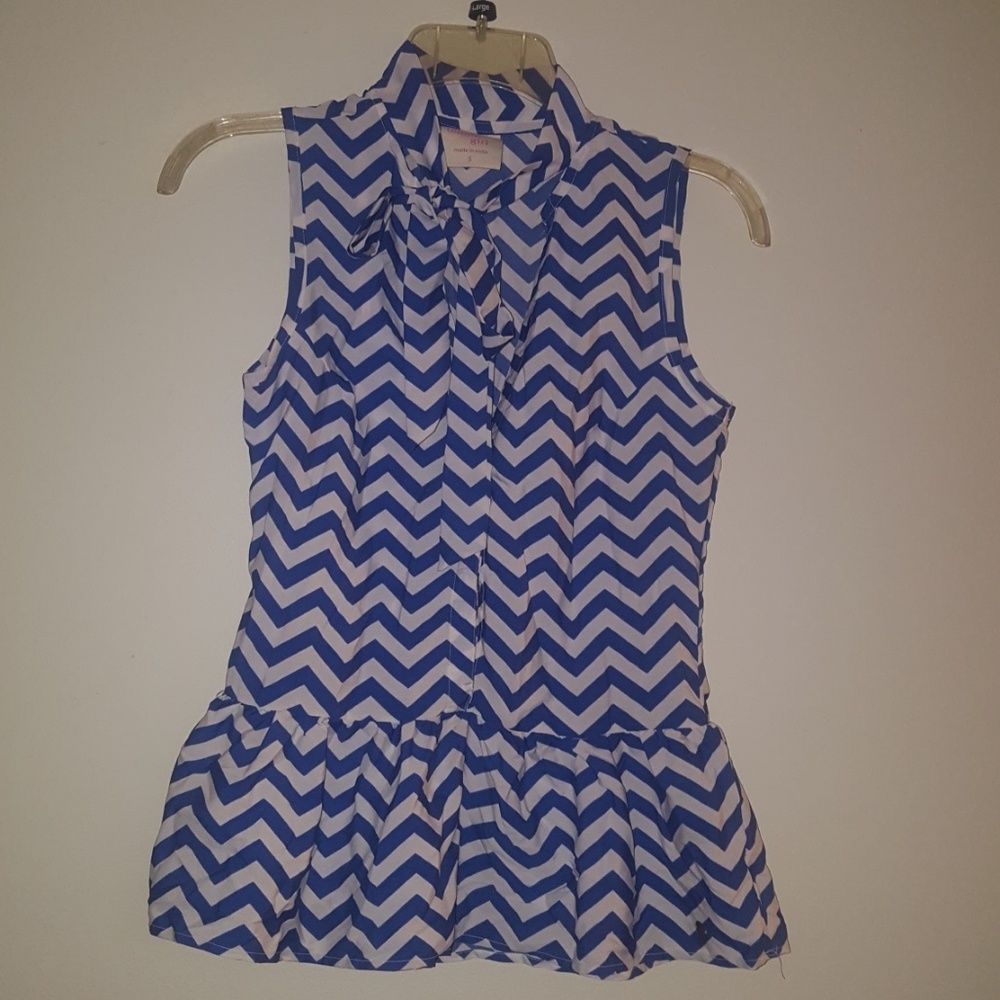 Blue and white top